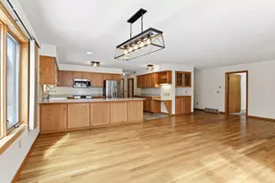 1808 Estate Ln, Northfield, MN 55057 - Photo 12