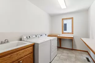 1808 Estate Ln, Northfield, MN 55057 - Photo 32