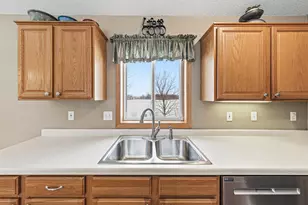 750 Lee St NE, Owatonna, MN 55060 - Photo 10