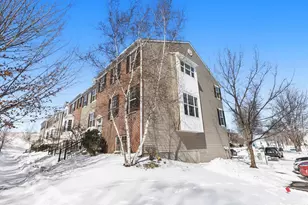 4462 Bulrush Blvd, Shakopee, MN 55379 - Photo 2