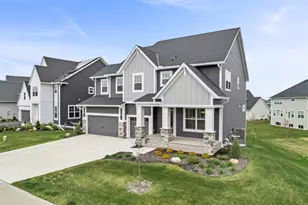 10122 Shadyview Ln N, Maple Grove, MN 55311 - Photo 2