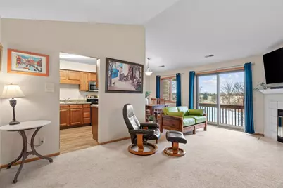 2644 Lake Court Drive #31, Mounds View, MN 55112 - Photo 4