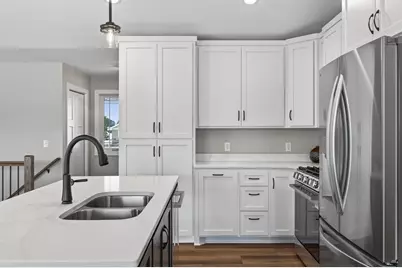 38639 Hawthorne Avenue, North Branch, MN 55056 - Photo 10