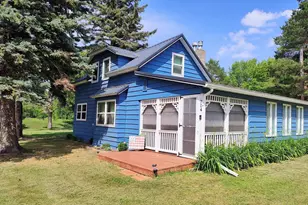 704 Martha Ave N, Thief River Falls, MN 56701 - Photo 16