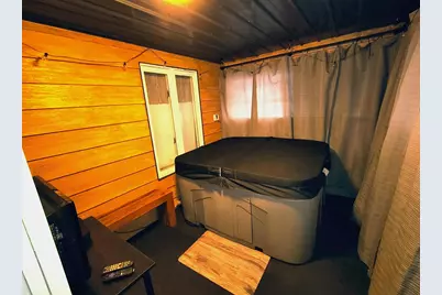 704 Martha Avenue N, Thief River Falls, MN 56701 - Photo 18