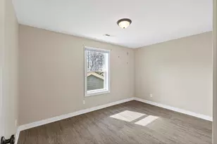 84 Curtice St E, Saint Paul, MN 55107 - Photo 14