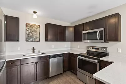 84 Curtice Street E, Saint Paul, MN 55107 - Photo 2