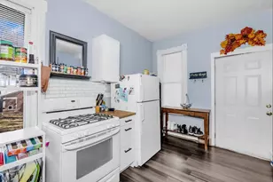 922 N Woodbridge St, Saint Paul, MN 55117 - Photo 6