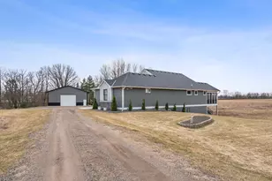 2575 Jade St, Mora, MN 55051 - Photo 4