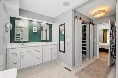 4317 Oak Ridge Court, Vadnais Heights, MN 55127 - Photo 34