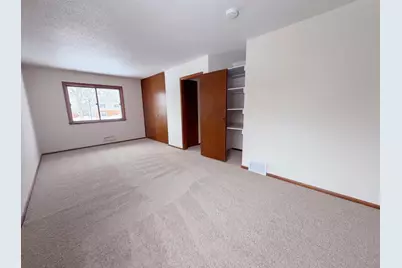 8183 Henslowe Avenue S, Cottage Grove, MN 55016 - Photo 12