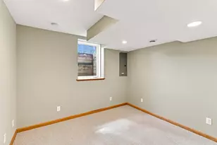 3635 Chelmsford Rd NE, Saint Anthony, MN 55418 - Photo 38
