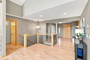 3635 Chelmsford Rd NE, Saint Anthony, MN 55418 - Photo 18