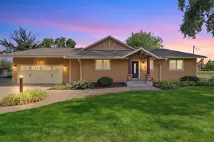 3635 Chelmsford Rd NE, Saint Anthony, MN 55418 - Photo 1