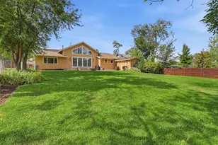 3635 Chelmsford Rd NE, Saint Anthony, MN 55418 - Photo 42