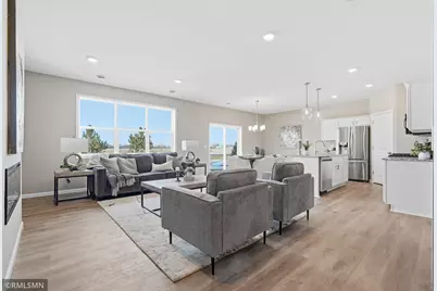 672 47th Avenue NE, Saint Cloud, MN 56304 - Photo 4