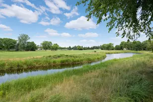 2209 St Johns Pl, Woodbury, MN 55129 - Photo 24