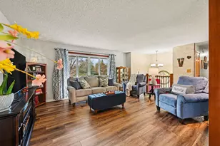 296 Logan Ave E, West Saint Paul, MN 55118 - Photo 2