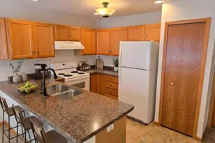 7462 Hinton Park Ave S, Cottage Grove, MN 55016 - Photo 6