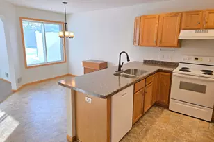 7462 Hinton Park Ave S, Cottage Grove, MN 55016 - Photo 8