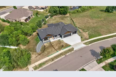 3408 Granite Way S, Saint Cloud, MN 56301 - Photo 2