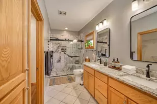 10106 Chestnut Cir N, Brooklyn Park, MN 55443 - Photo 10