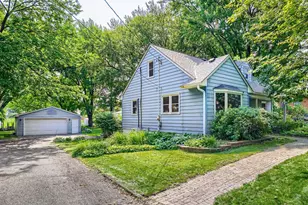 3010 Fairview Ave N, Roseville, MN 55113 - Photo 4
