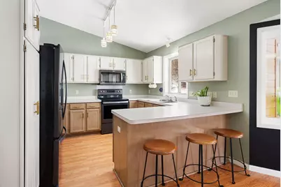 18835 Embers Avenue, Farmington, MN 55024 - Photo 10