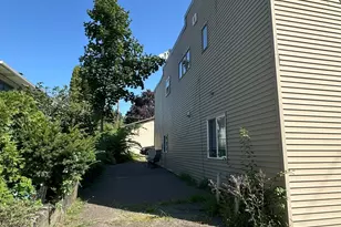 1237 5th St E, Saint Paul, MN 55106 - Photo 4