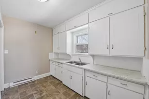 1237 5th St E, Saint Paul, MN 55106 - Photo 12