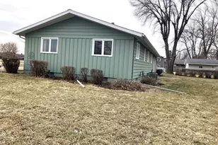 1304 S State St, Fairmont, MN 56031 - Photo 30