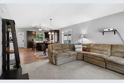 1233 Fern Street S, Cambridge, MN 55008 - Photo 4
