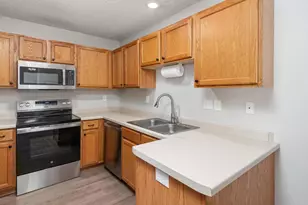 905 Serenity Cir, Norwood Young America, MN 55397 - Photo 12