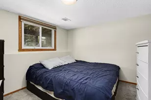 4465 Clover Ln, Eagan, MN 55122 - Photo 16