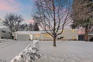 7447 Cloman Way, Inver Grove Heights, MN 55076 - Photo 1