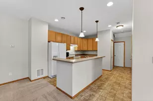 290 Emory Ln SE, Rochester, MN 55904 - Photo 14