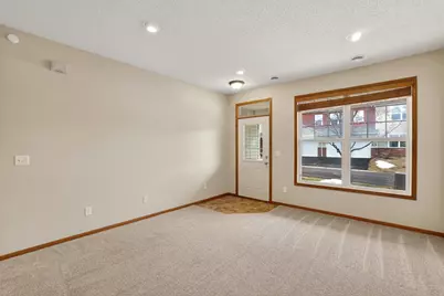 290 Emory Lane SE, Rochester, MN 55904 - Photo 4