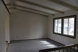 242 Stephen Ct, Chaska, MN 55318 - Photo 6