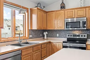 2218 Chase Dr, Faribault, MN 55021 - Photo 14