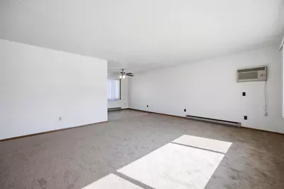 1602 6th Avenue N, Moorhead, MN 56560 - Photo 8