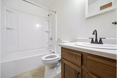 1602 6th Avenue N, Moorhead, MN 56560 - Photo 22