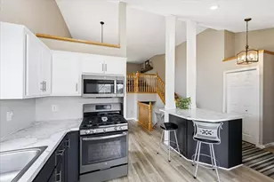 402 Birch St SW, Isanti, MN 55040 - Photo 8