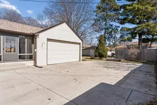 320 9th Ave N, South Saint Paul, MN 55075 - Photo 30