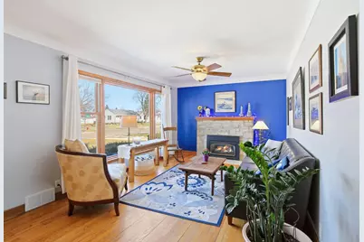 948 Nevada Avenue W, Saint Paul, MN 55117 - Photo 4