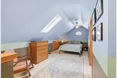 948 Nevada Avenue W, Saint Paul, MN 55117 - Photo 18