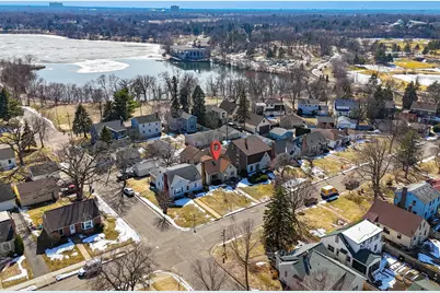 948 Nevada Avenue W, Saint Paul, MN 55117 - Photo 2