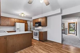 436 21st Ave S, South Saint Paul, MN 55075 - Photo 4