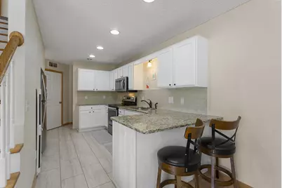 8706 Quarry Ridge Lane #D, Woodbury, MN 55125 - Photo 12