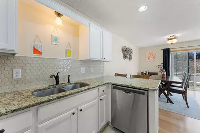 8706 Quarry Ridge Lane #D, Woodbury, MN 55125 - Photo 16