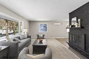 2301 Manor Dr, Burnsville, MN 55337 - Photo 8